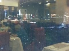 -东方豪景花园酒店·怡景旋转餐厅