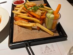 -洛缦音乐餐厅(工业展览馆万象城店)