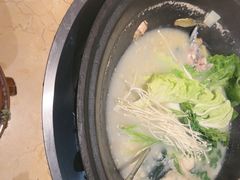 -陈大锅·岳阳鱼馆·地道岳阳菜(美食街店)