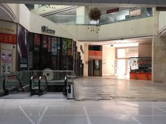 -东方巴黎购物广场