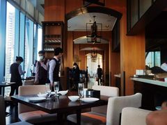 靠窗位-小南洋海景餐厅(深圳湾店)