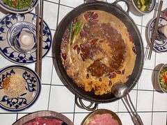 -旧街市鲜货老火锅(大光路店)