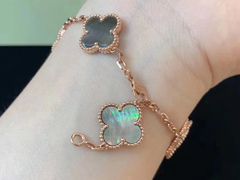 -梵克雅宝(国贸商城店)