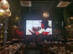 -胡桃里音乐餐厅(陶溪川店)(川湘赣菜·世界百大酒庄直供红酒·音乐表演)