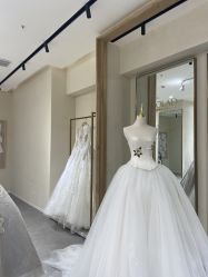 -南京宝娜嫁衣婚纱礼服馆(中央路店)