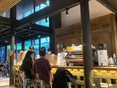 大堂-Metal hands·铁手咖啡