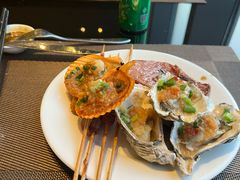 -大中华希尔顿酒店-念自助餐·嗨啤·小龙虾