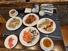 -怡聚轩全日制自助餐厅(大中华喜来登酒店)