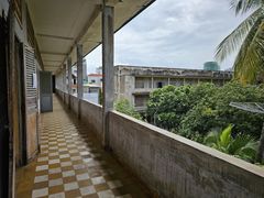 -吐斯廉屠杀博物馆