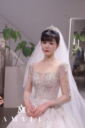-艾米丽婚纱礼服