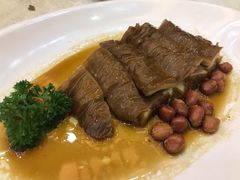 -东豪园林海鲜酒家(南港路辅路店)