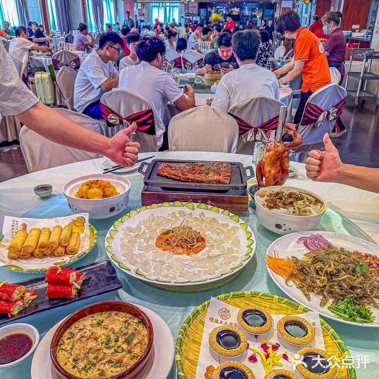 在顺德,天天有喜这家店的烧鹅真的巨好吃!