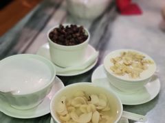 红豆双皮奶-沙湾姜撞奶甜品店(昌岗中路店)