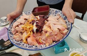 Steamed Yangshan Large Chicken in Clear Water