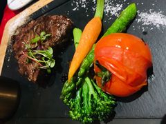 M7肉眼牛排-YUE·6·西式融合餐厅(外滩六号店)