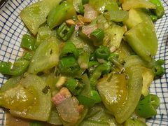 青番茄炒咸肉-陈先进鱼馆·夜宵·地道农家菜(湖墅南路店)