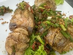 -明记烧鱼美味店