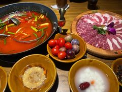 -贵厨酸汤牛肉(花果园国际中心店)