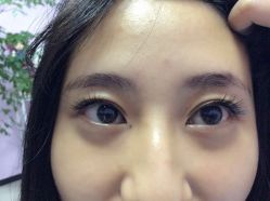 -Yolee雅妮容颜定制美睫·美甲