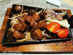 -穹六人间 people 6(岳阳路店)