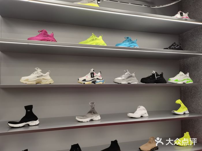 BALENCIAGA(SKP女装店)图片