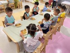 -英伦凯贝国际婴幼儿托育中心(雍湖湾店)