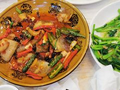 -乡土特色.冷锅鱼.牦牛肉汤锅