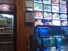 -老东镇啤酒屋海鲜加工·蒸汽海鲜·海鲜烧烤(台东店)