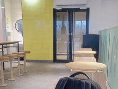 -麦当劳(普陀香溢花城店)