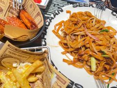 港式干炒牛河-開籠雀冰室(同和金铂店)