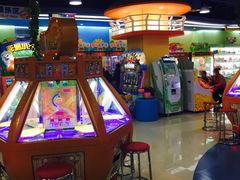 -爱玩嘉年华(龙湖曲江天街店)