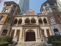 -Laderach 莱德拉(上海环贸iapm店)