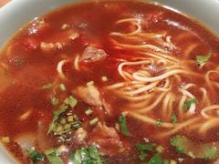 -亮亮面馆(经六路店)