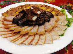 -闯关东东北农家菜(崂山石老人店)