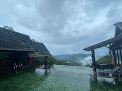 -三亚亚龙湾人间天堂鸟巢度假村