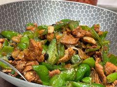 -辛香味烧鱼馆·非遗技艺·排骨红烧肉(光谷医药园店)