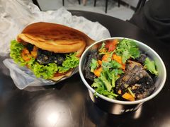 -自黑豆夫·臭豆腐夹馍(四海唐人街店)