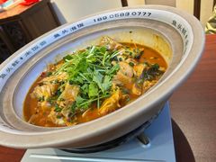 -魏铭鱼头捞饭(晋阳路店)