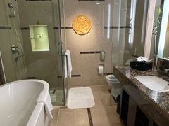 -青岛海尔洲际酒店