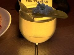 -FOUR PLAY BAR