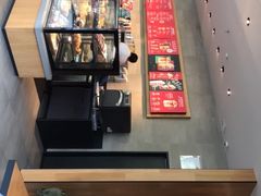 -星巴克(西藏路店)