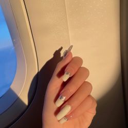-情同手足美甲美睫