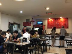 大堂-老谢野馄饨(延安路店)