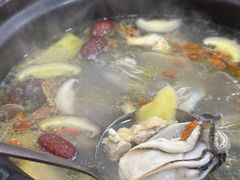 -濠轩阁特色生蚝火锅(水湾路店)