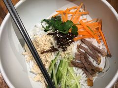 鸡丝凉米线-云海肴·汽锅鸡·云南菜(美罗城店)