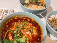 -芙蓉巷成都名小吃(丹尼斯2天地店)