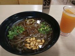 -伤心酸辣粉(体育东路店)