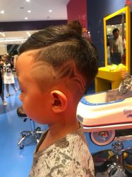 -Mini Me儿童美发王国(友好时尚购物城店)