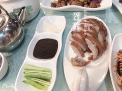 -六和聚传统烤鸭.天津菜(和平店)