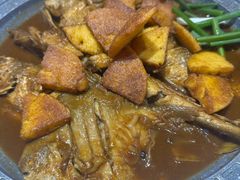 杂鱼一锅出-渔民船说·北塘海鲜·天津菜·海肠捞饭(北塘古镇店)